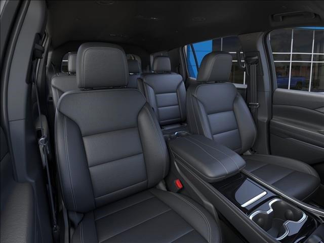 2025 Chevrolet Traverse Vehicle Photo in EMPORIA, VA 23847-1235
