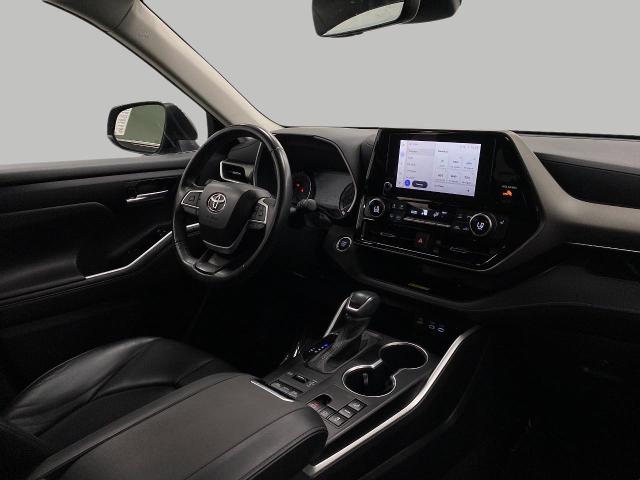 2023 Toyota Highlander Vehicle Photo in Appleton, WI 54913