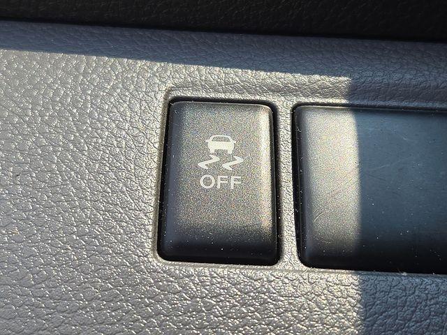2014 Nissan NV200 Vehicle Photo in WATERTOWN, CT 06795-3318