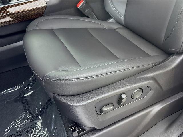 2025 GMC Sierra 1500 Vehicle Photo in PUYALLUP, WA 98371-4149