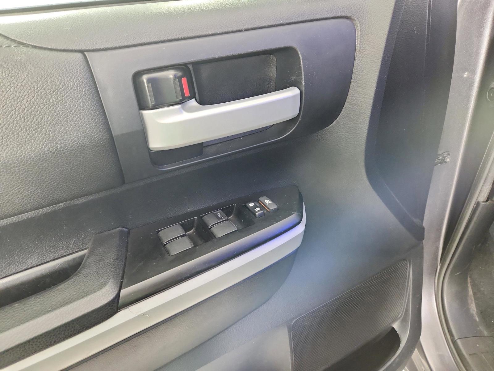 2018 Toyota Tundra 4WD Vehicle Photo in Georgetown, TX 78626