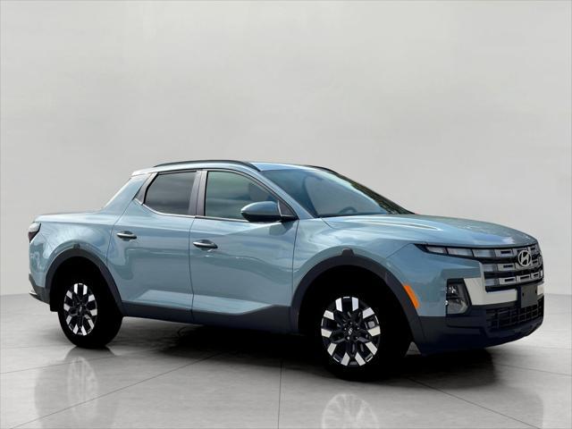 2025 Hyundai SANTA CRUZ Vehicle Photo in Green Bay, WI 54304
