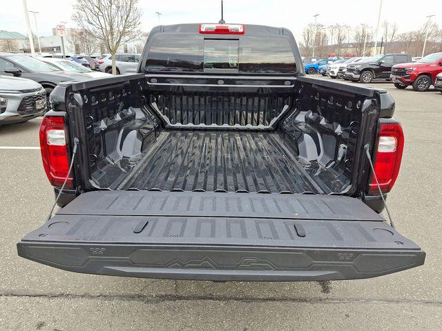 2023 GMC Canyon Vehicle Photo in DANBURY, CT 06810-5034