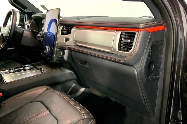 2024 Ford Expedition Vehicle Photo in Lees Summit, MO 64086