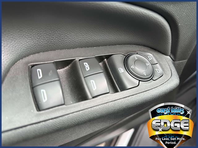 2022 Chevrolet Equinox Vehicle Photo in Roslyn, NY 11576