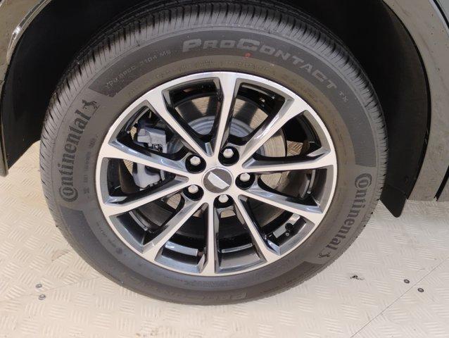 2025 Cadillac XT4 Vehicle Photo in PINEVILLE, NC 28134-8495