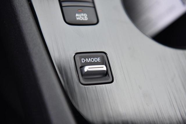 2025 Nissan Rogue Vehicle Photo in Ballwin, MO 63011