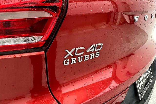 2021 Volvo XC40 Vehicle Photo in Grapevine, TX 76051