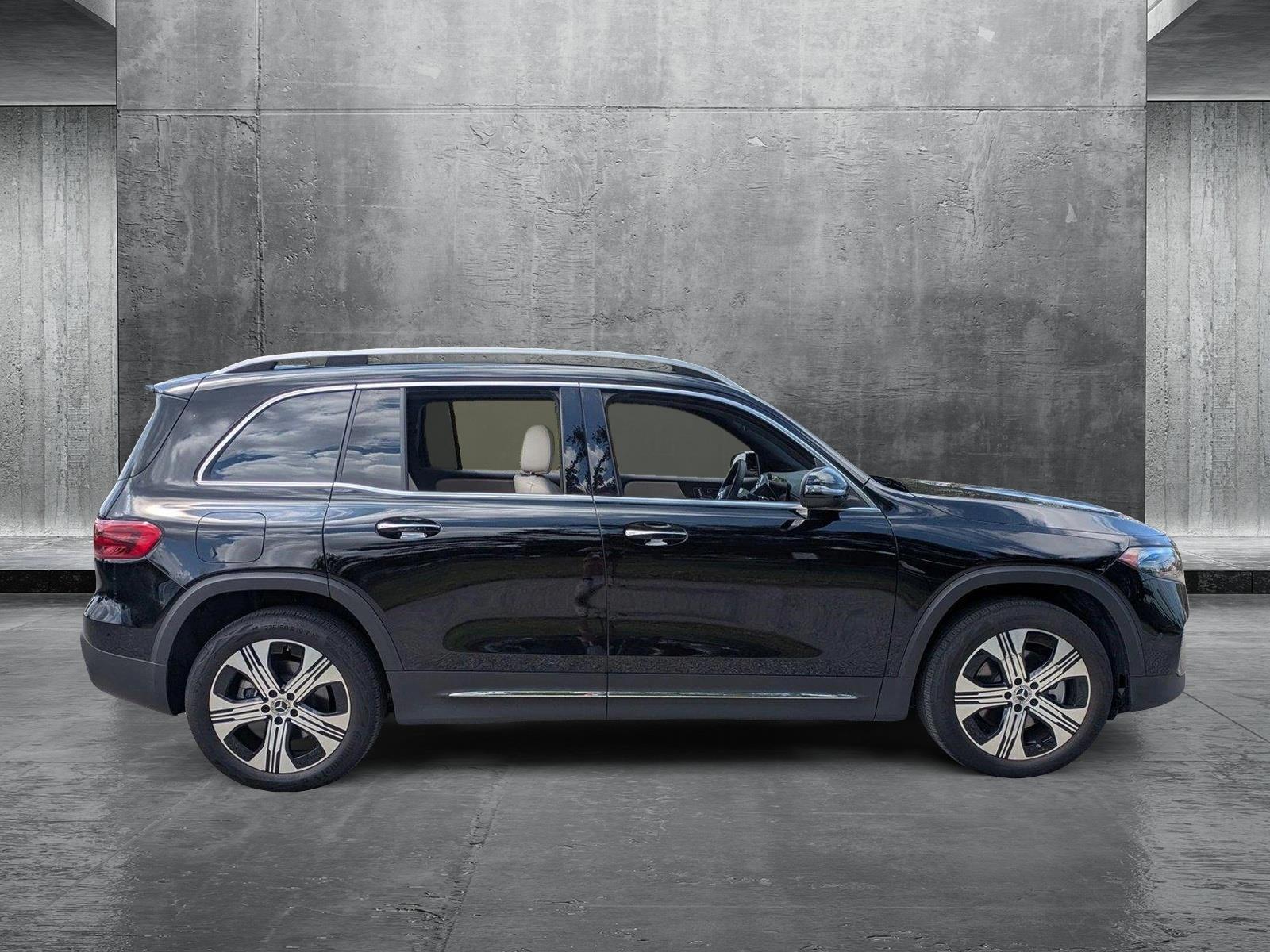 2024 Mercedes-Benz EQB Vehicle Photo in Sarasota, FL 34231