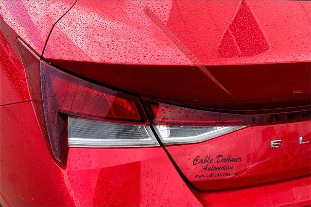 2021 Hyundai Elantra Vehicle Photo in TOPEKA, KS 66609-0000