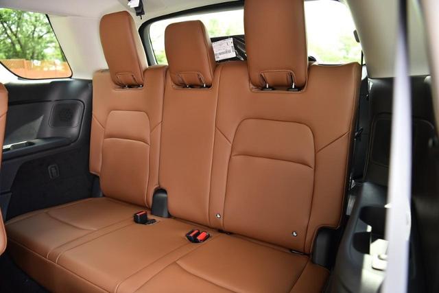 2025 Nissan Pathfinder Vehicle Photo in Ballwin, MO 63011