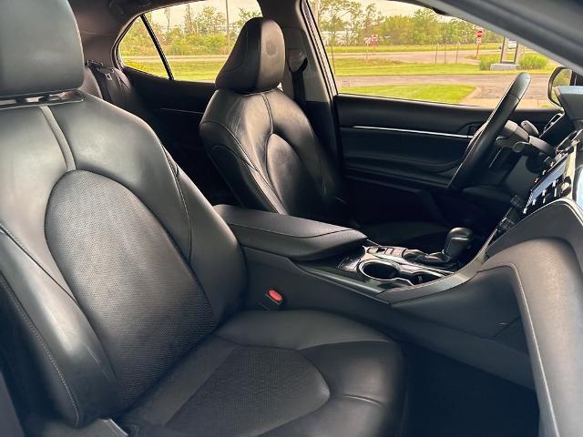 2018 Toyota Camry Vehicle Photo in MANHATTAN, KS 66502-5036