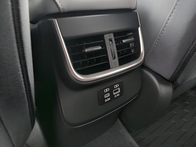 2025 Subaru Outback Vehicle Photo in Green Bay, WI 54304