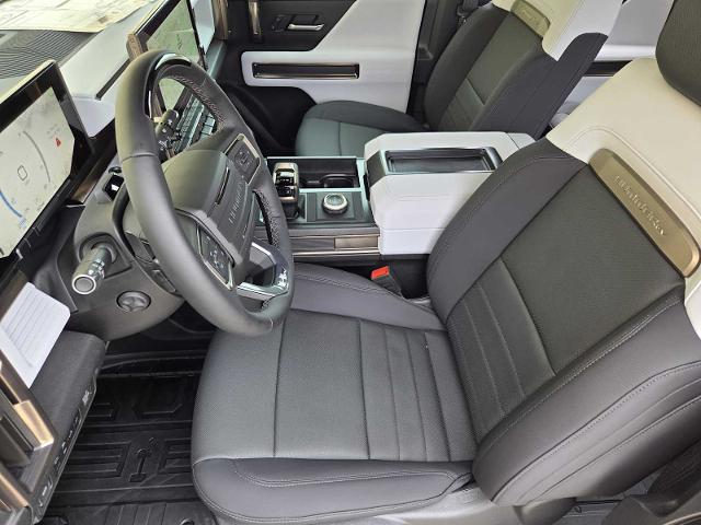 2025 GMC HUMMER EV Pickup Vehicle Photo in DALLAS, TX 75209-3016