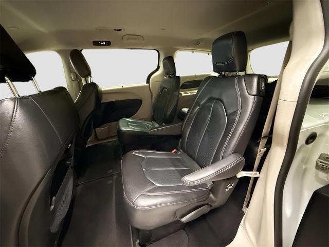 2022 Chrysler Pacifica Vehicle Photo in EVERETT, WA 98203-5662
