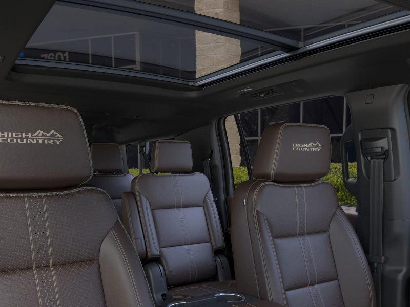 2025 Chevrolet Suburban Vehicle Photo in GEORGETOWN, TX 78626-7508