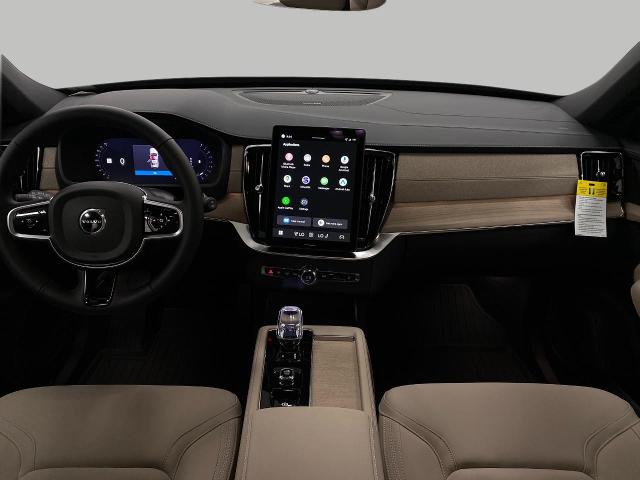 2026 Volvo XC90 Vehicle Photo in Appleton, WI 54913
