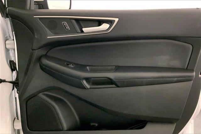 2024 Ford Edge Vehicle Photo in KANSAS CITY, MO 64114-4502