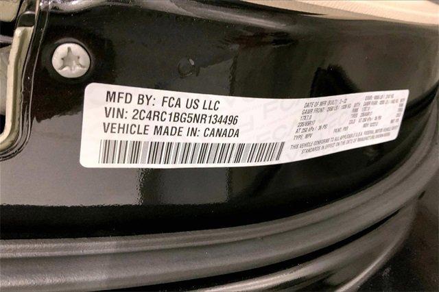 2022 Chrysler Pacifica Vehicle Photo in KANSAS CITY, MO 64114-4502