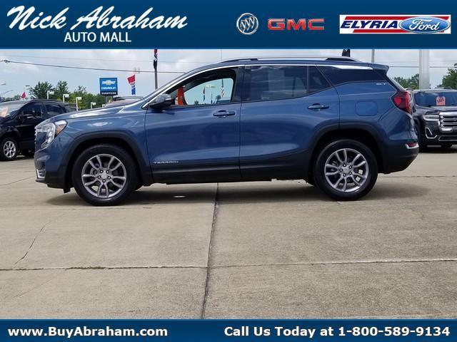 2024 GMC Terrain Vehicle Photo in ELYRIA, OH 44035-6349