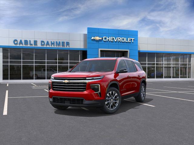 2025 Chevrolet Traverse Vehicle Photo in TOPEKA, KS 66609-0000