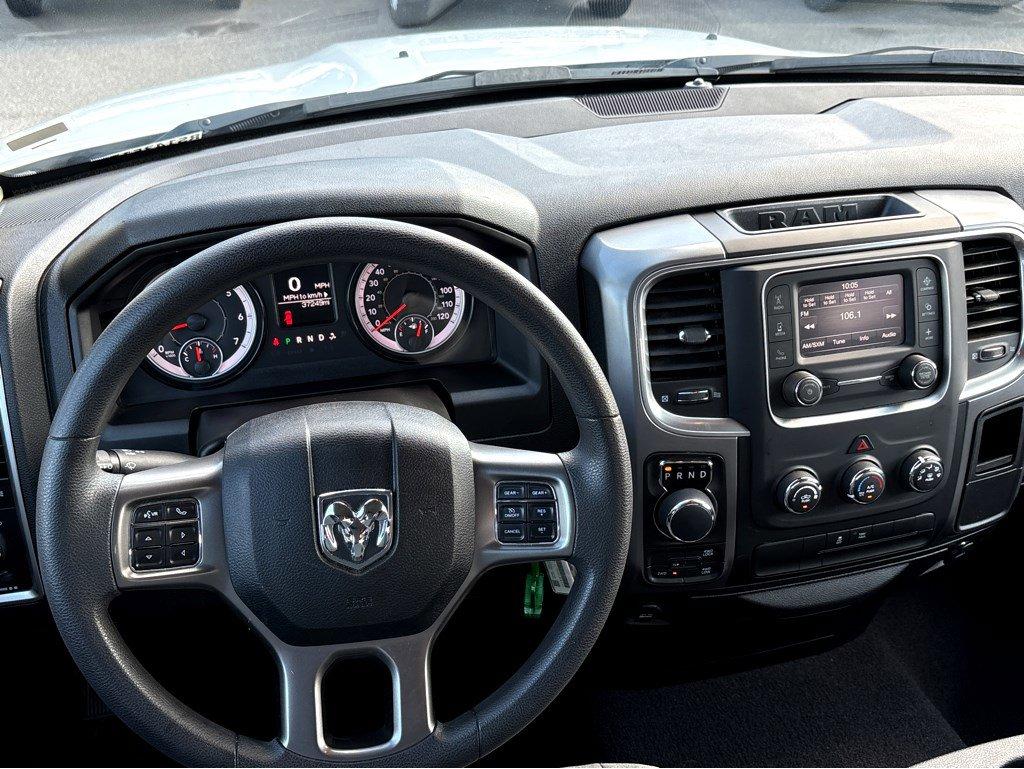 2024 Ram 1500 Classic Vehicle Photo in SAVANNAH, GA 31406-4513