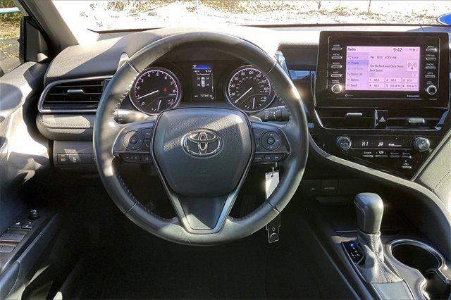 2021 Toyota Camry Vehicle Photo in INDEPENDENCE, MO 64055-1314