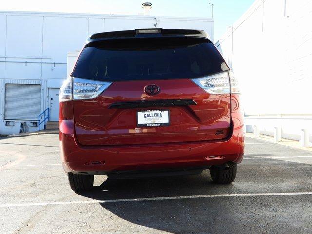 2020 Toyota Sienna Vehicle Photo in DALLAS, TX 75244-5909