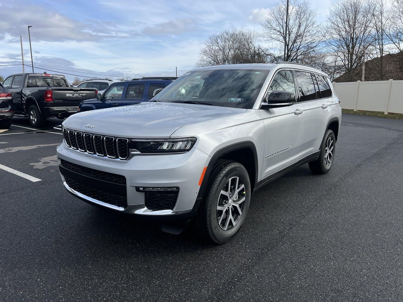 2025 Jeep Grand Cherokee L Vehicle Photo in Mechanicsburg, PA 17050-1707