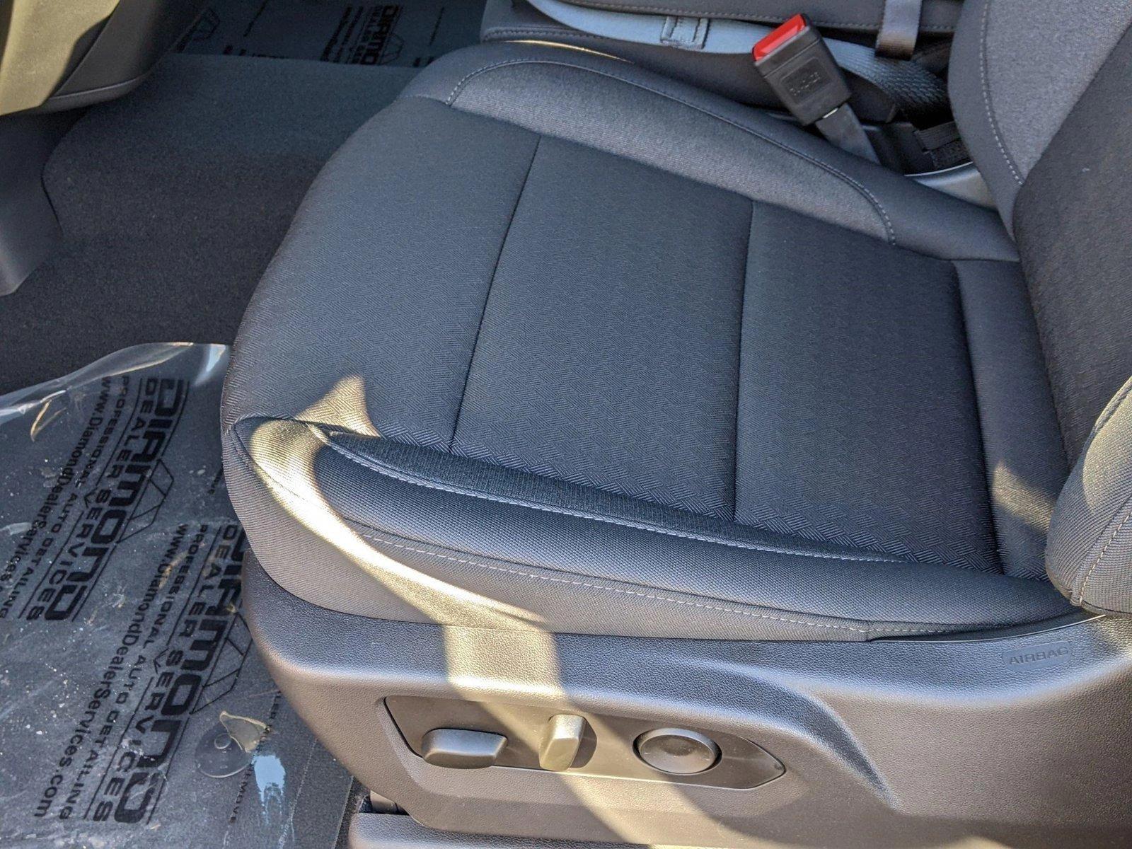 2025 Chevrolet Silverado 1500 Vehicle Photo in TIMONIUM, MD 21093-2300