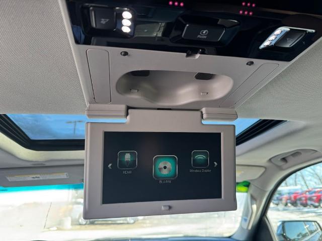 2019 Chevrolet Suburban Vehicle Photo in SOUTH PORTLAND, ME 04106-1997