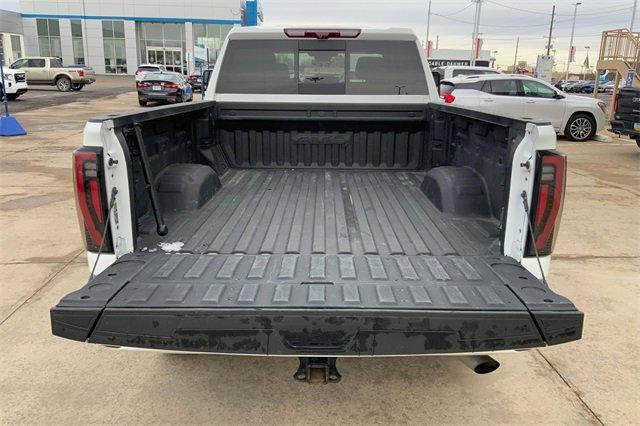 2024 GMC Sierra 2500 HD Vehicle Photo in TOPEKA, KS 66609-0000