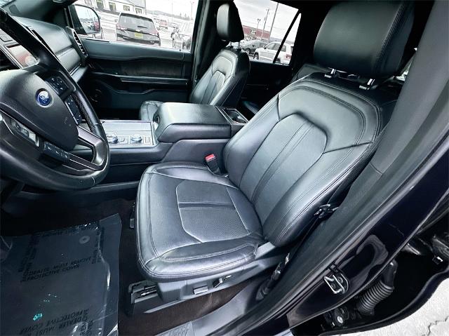 2021 Ford Expedition Vehicle Photo in Peoria, IL 61615