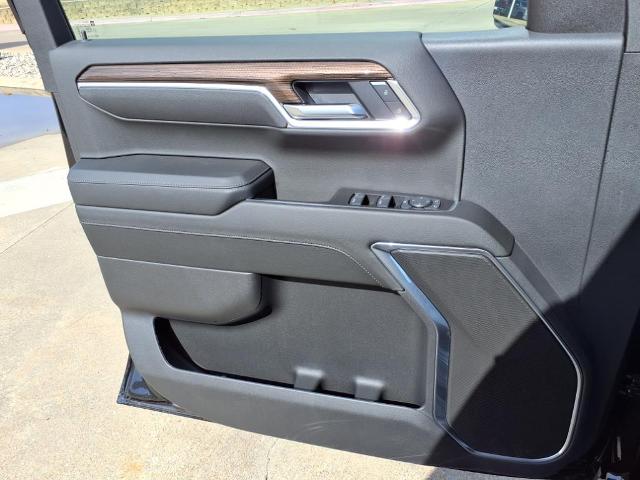 2025 Chevrolet Silverado 1500 Vehicle Photo in Denton, TX 76205