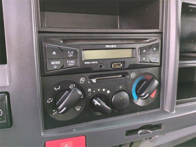 2014 Isuzu NPR Vehicle Photo in PASADENA, CA 91107-3803