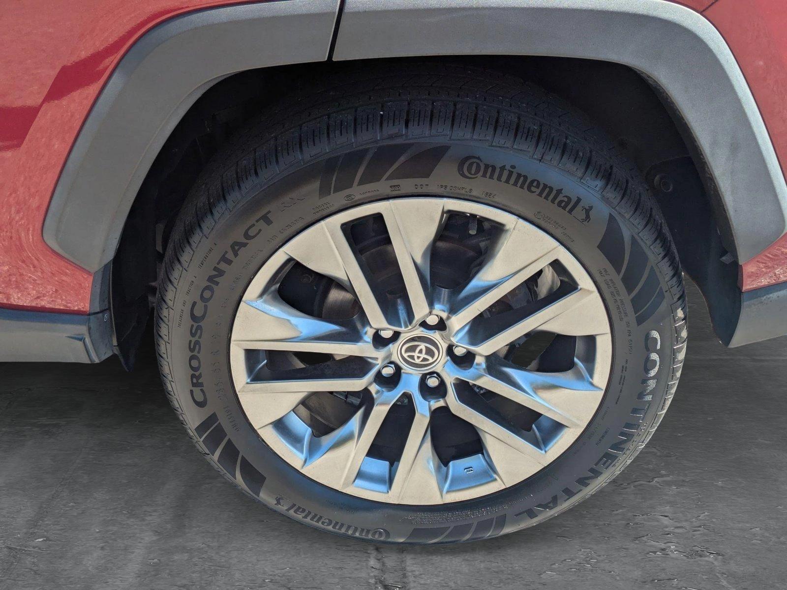 2020 Toyota RAV4 Vehicle Photo in Sarasota, FL 34231