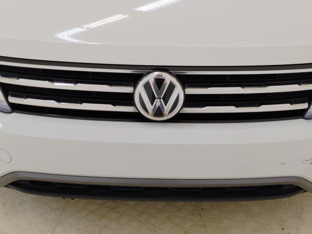 2020 Volkswagen Tiguan Vehicle Photo in PINEVILLE, NC 28134-8495