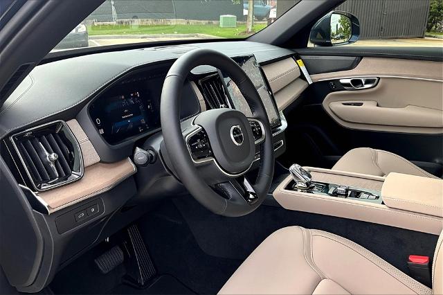 2025 Volvo XC90 Plug-In Hybrid Vehicle Photo in Houston, TX 77007