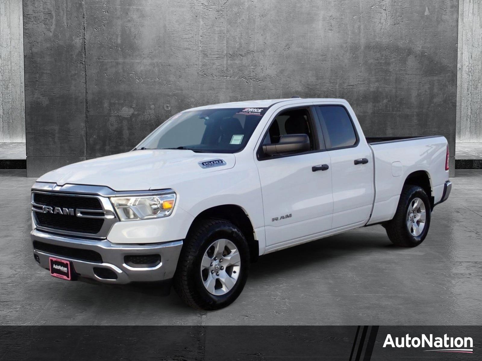 2022 Ram 1500 Vehicle Photo in DENVER, CO 80221-3610
