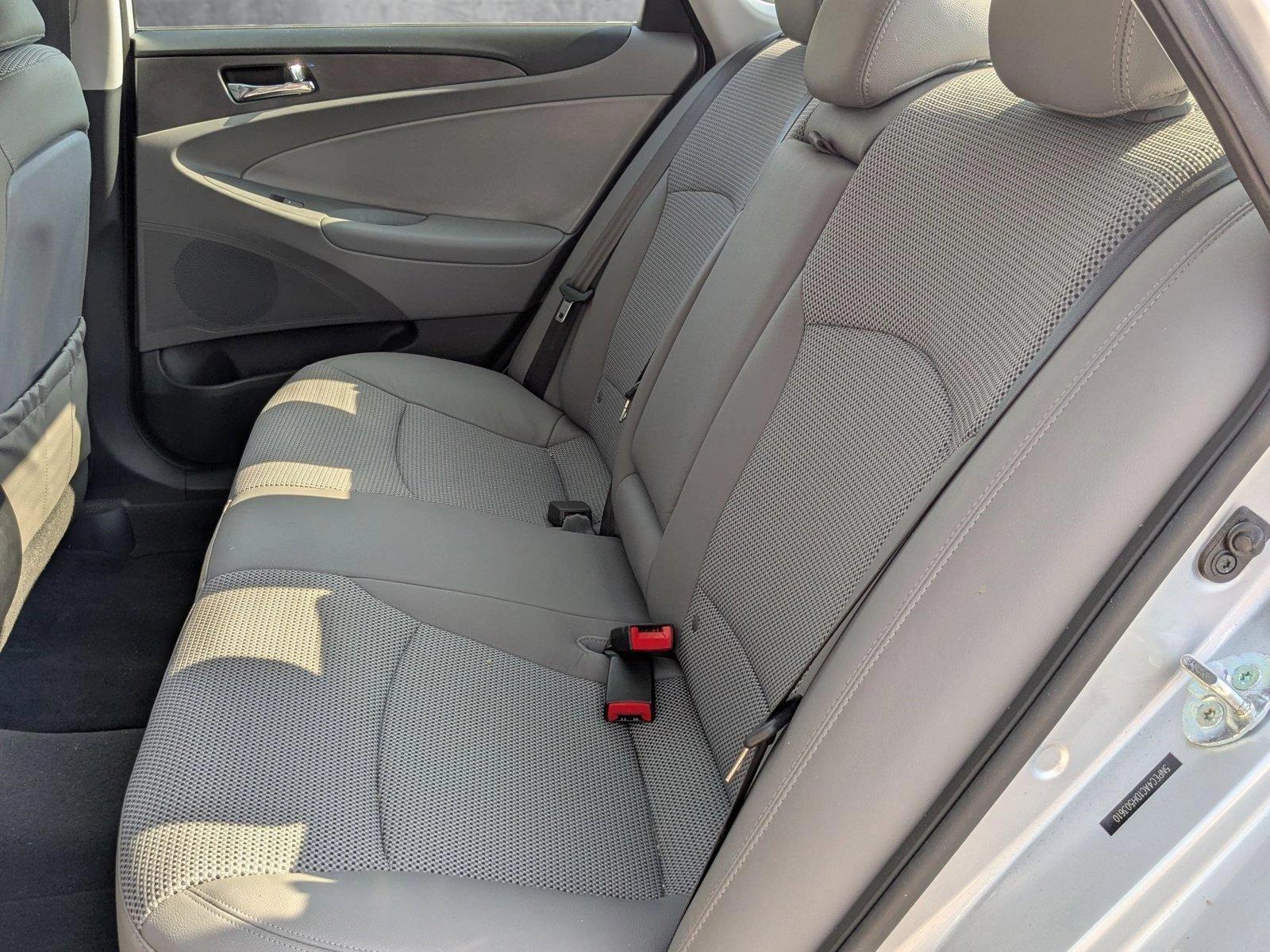 2013 Hyundai SONATA Vehicle Photo in Clearwater, FL 33765