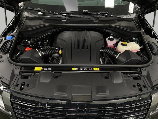 2025 Range Rover Vehicle Photo in Appleton, WI 54913