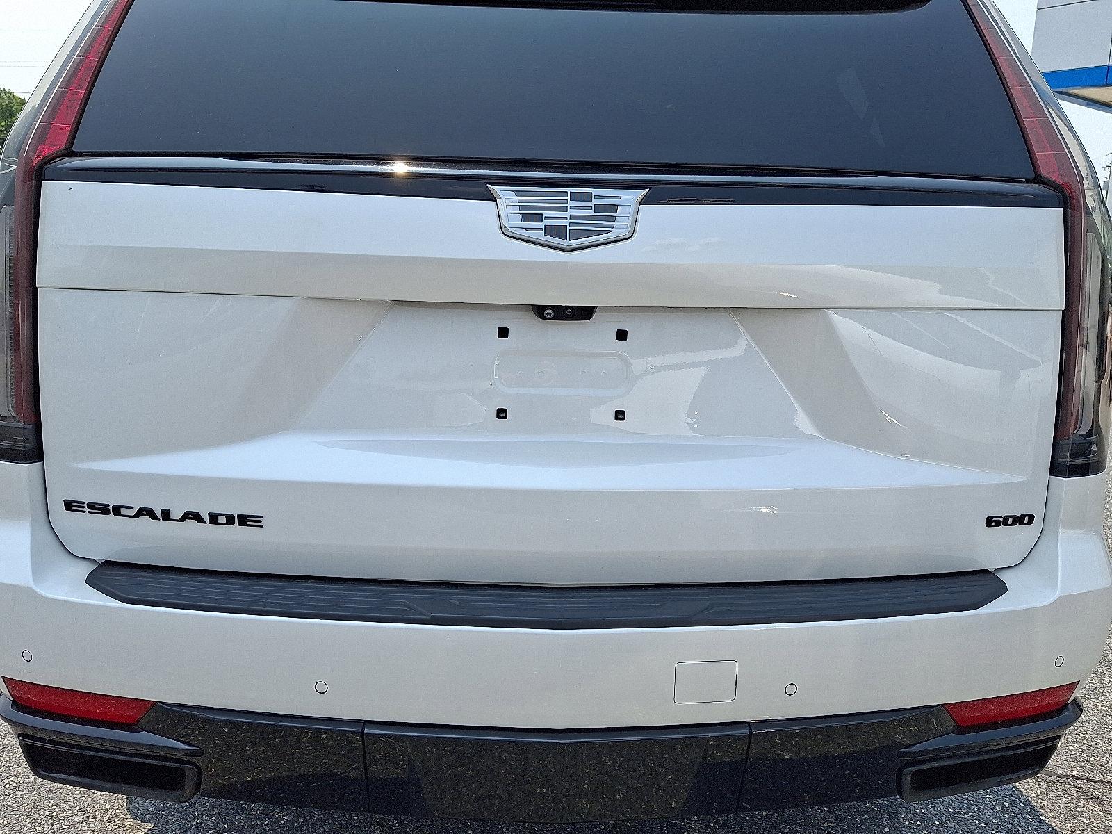 2021 Cadillac Escalade Vehicle Photo in BETHLEHEM, PA 18017-9401