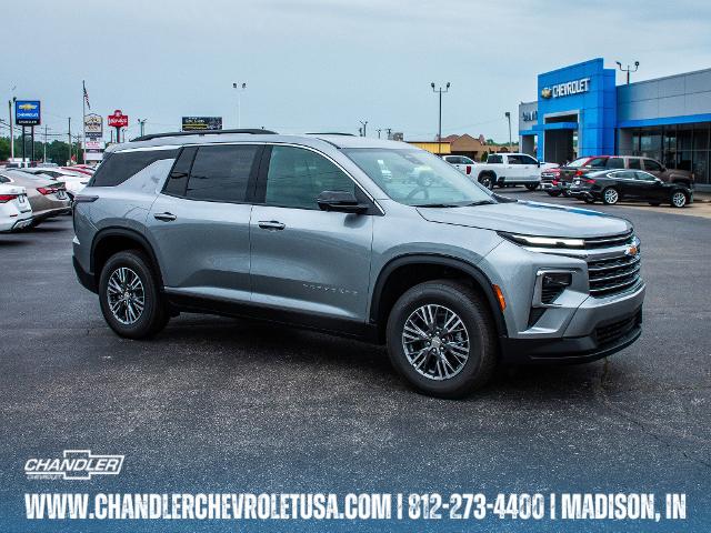 2025 Chevrolet Traverse Vehicle Photo in MADISON, IN 47250-1611