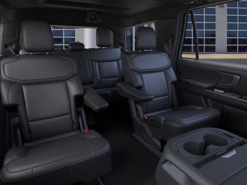 2025 Ford Expedition Vehicle Photo in Belle Vernon, PA 15012