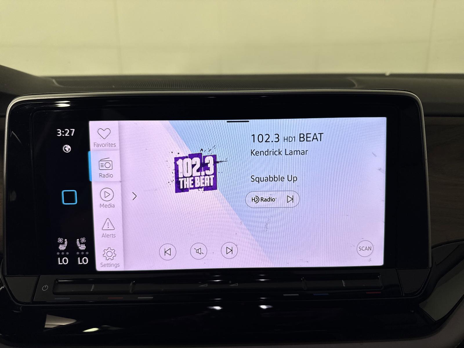2024 Volkswagen Atlas Vehicle Photo in Georgetown, TX 78626