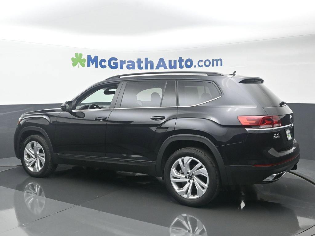 2023 Volkswagen Atlas Vehicle Photo in Marion, IA 52302