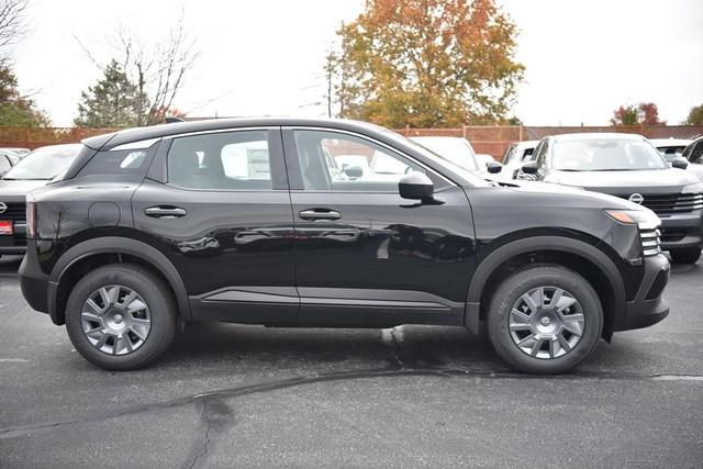 2025 Nissan Kicks Vehicle Photo in Ballwin, MO 63011