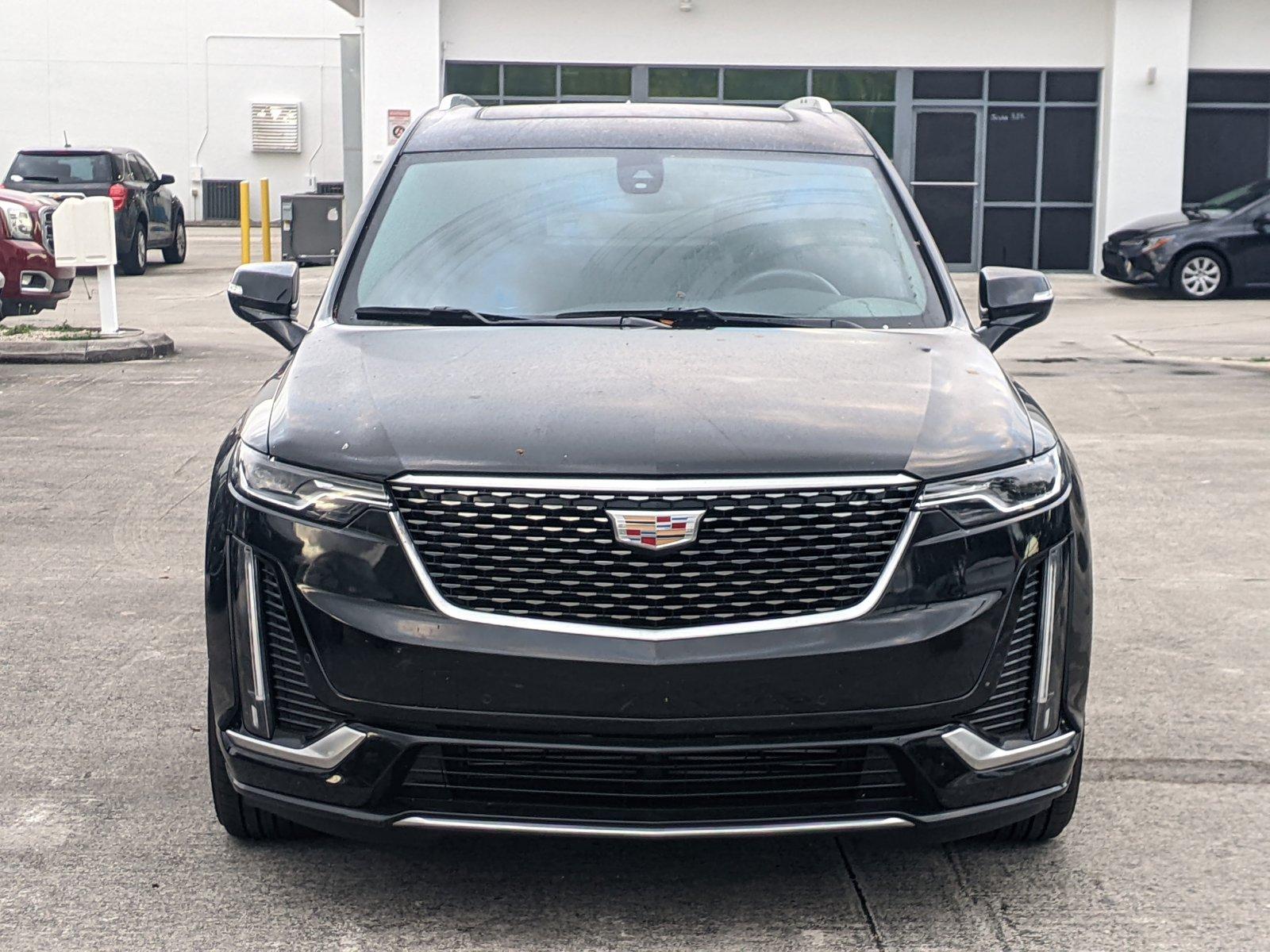 2024 Cadillac XT6 Vehicle Photo in PEMBROKE PINES, FL 33024-6534