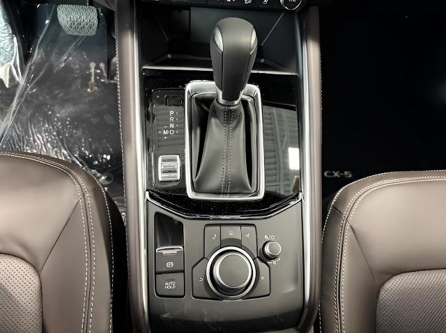 2025 Mazda CX-5 Vehicle Photo in Green Bay, WI 54304