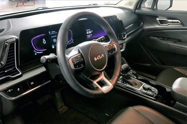 2023 Kia Sportage Vehicle Photo in Lees Summit, MO 64086